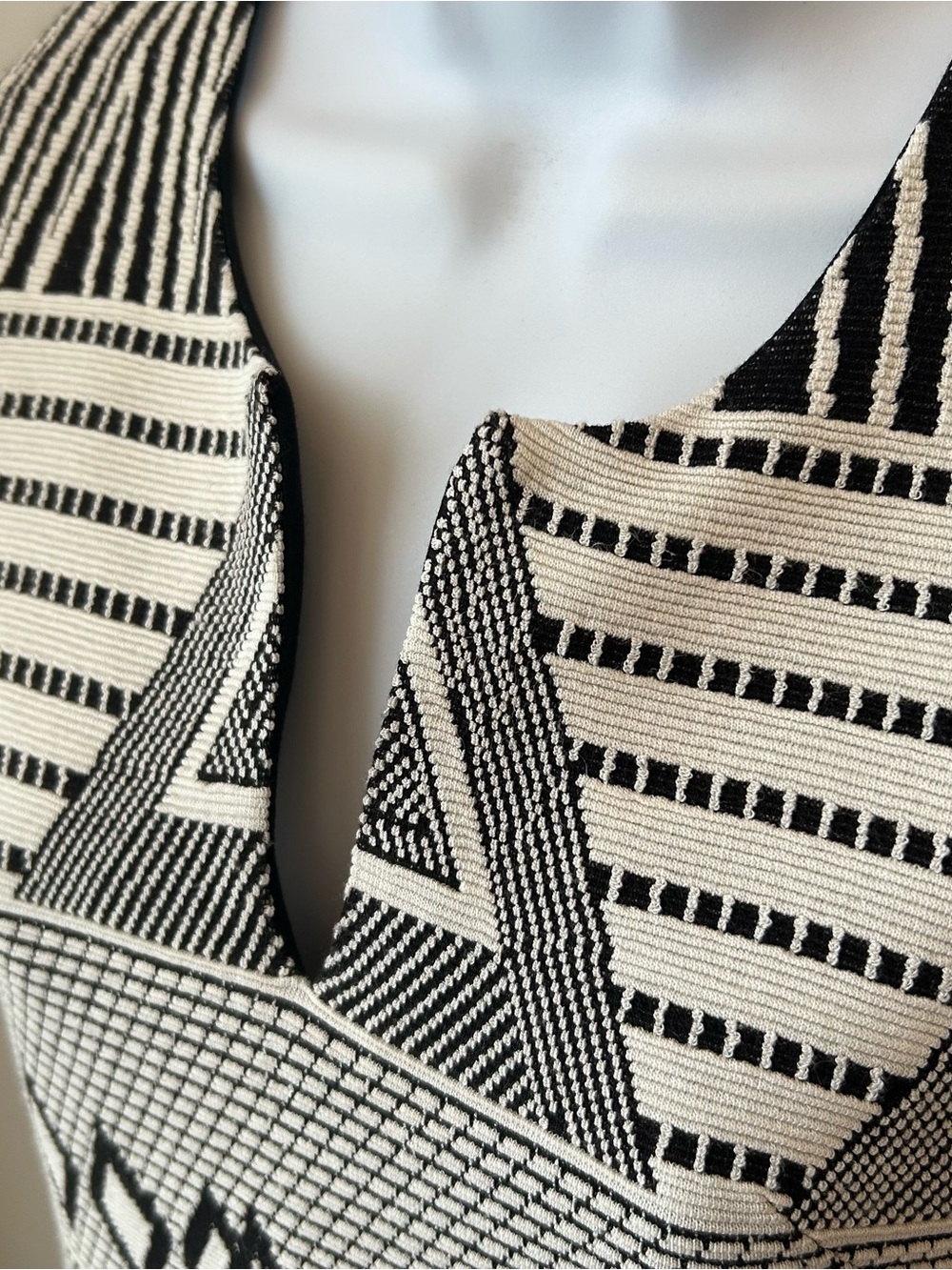🇨🇦 MELISSA NEPTON Dress Black & Ivory Geometric Office Siren Corporate Girlie XS - Picture 4 of 11